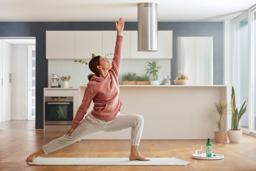 women practicing joya in modern home kitchen